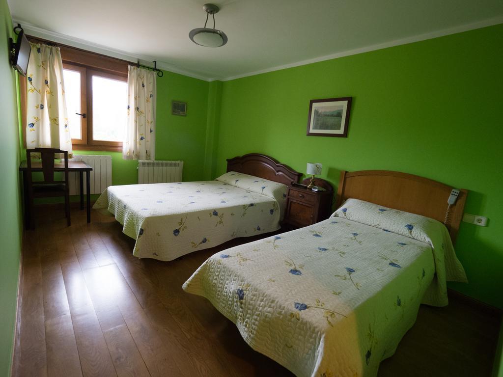 Casa Rural Martxoenea Landetxea Hotel Arruazu Bagian luar foto
