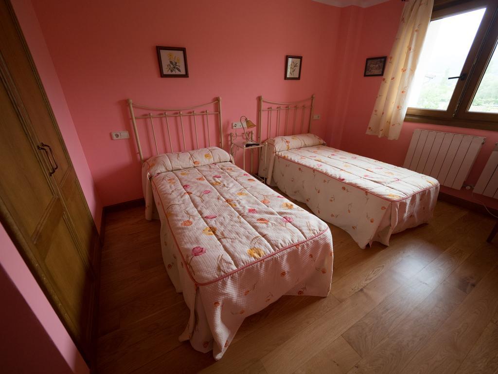 Casa Rural Martxoenea Landetxea Hotel Arruazu Bagian luar foto
