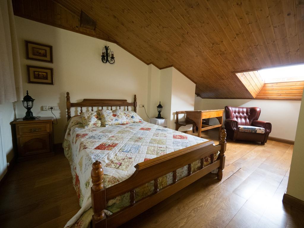 Casa Rural Martxoenea Landetxea Hotel Arruazu Bagian luar foto