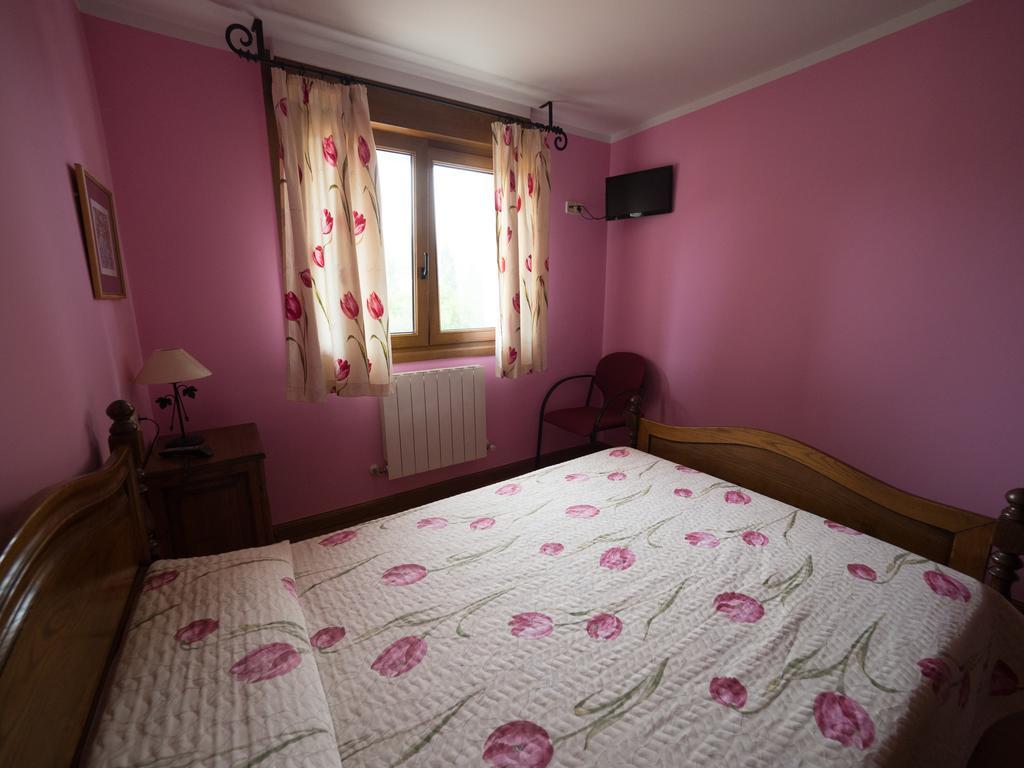 Casa Rural Martxoenea Landetxea Hotel Arruazu Bagian luar foto