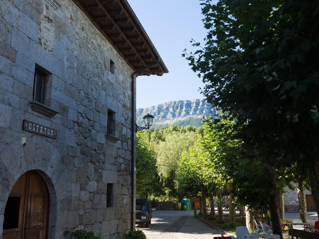 Casa Rural Martxoenea Landetxea Hotel Arruazu Bagian luar foto
