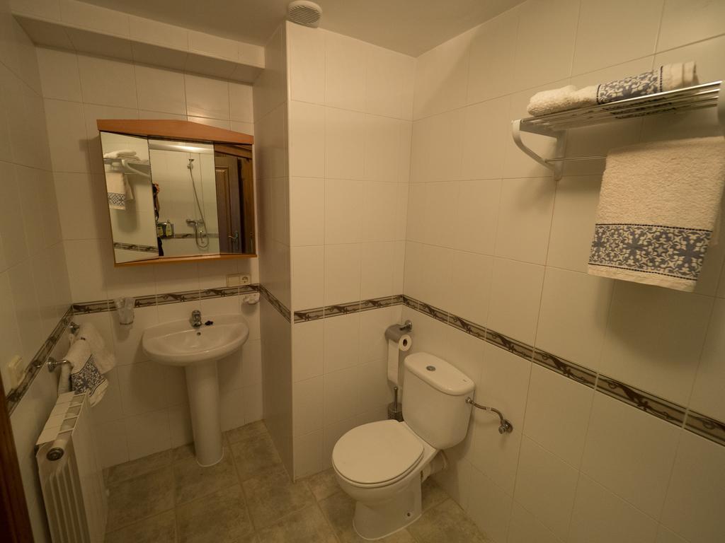 Casa Rural Martxoenea Landetxea Hotel Arruazu Bagian luar foto